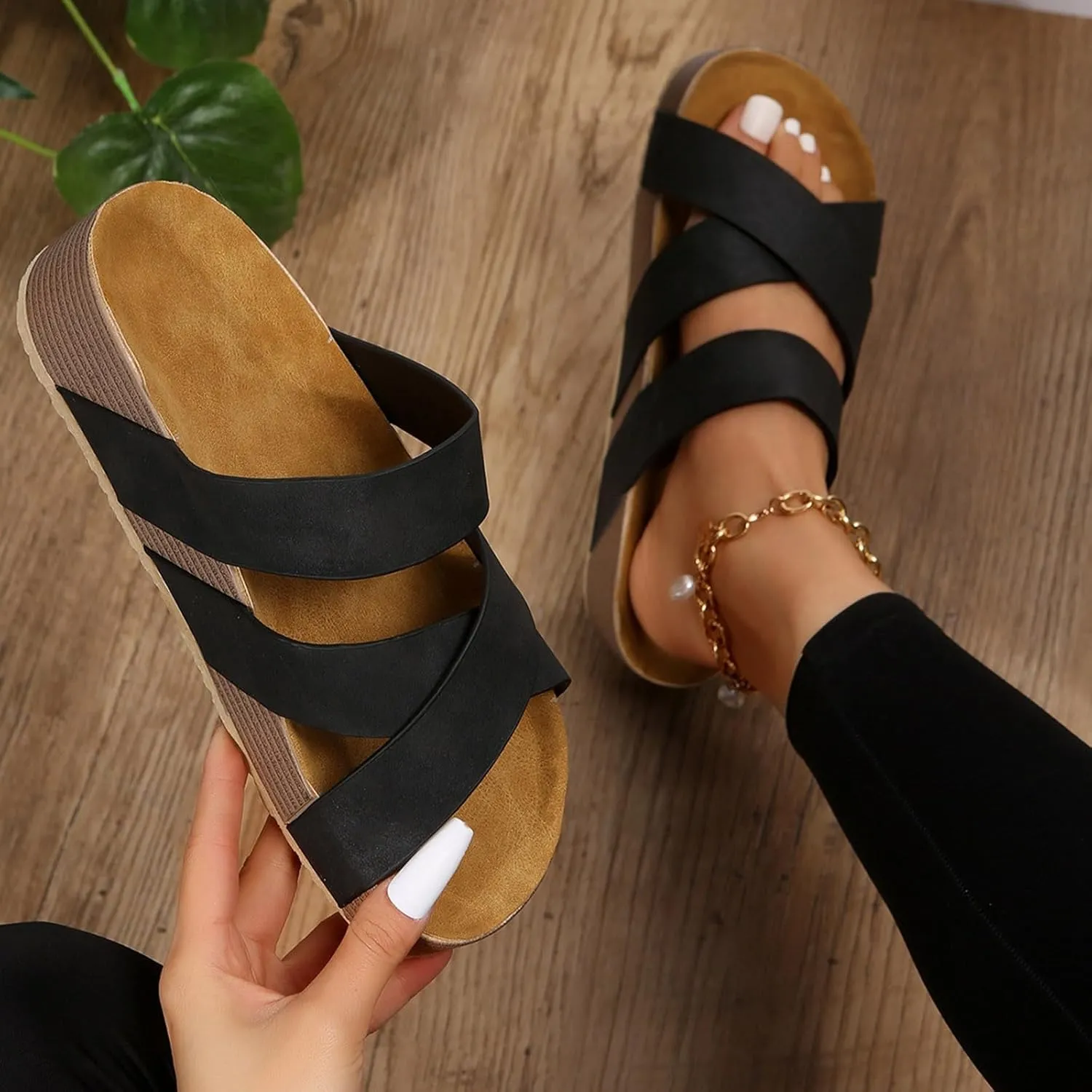 Women's Hollow Wedge Sandals Comfortable Lightweight Cross-strap Woven Texture Beach Slippers Casual Gaiden Slingback Sandal Casual Outings Beach Visits Outdoor Festivals Casual Workplace Shoes